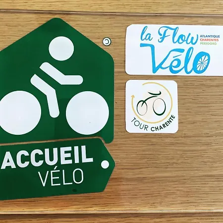 Familiale- Deux Chambres * Saint-Meme-les-Carrieres