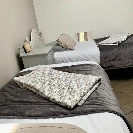 Familiale- Deux Chambres *